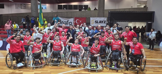 GENÇ MİLLİLERDEN TARİHİ ZAFER! BREZİLYA’DA ÇEYREK FİNAL SEVİNCİ